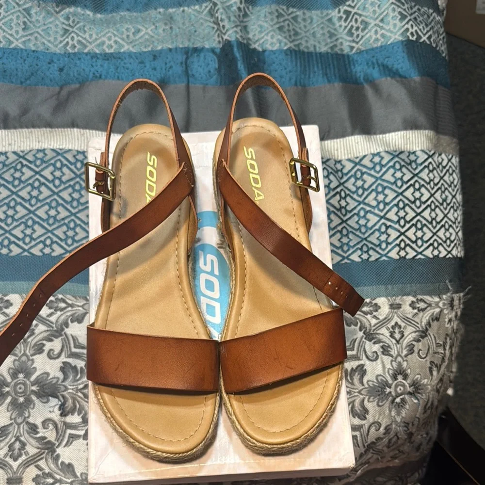 Soda Brown Espadrille Shoes with Platform Sole - Picture 5 of 6